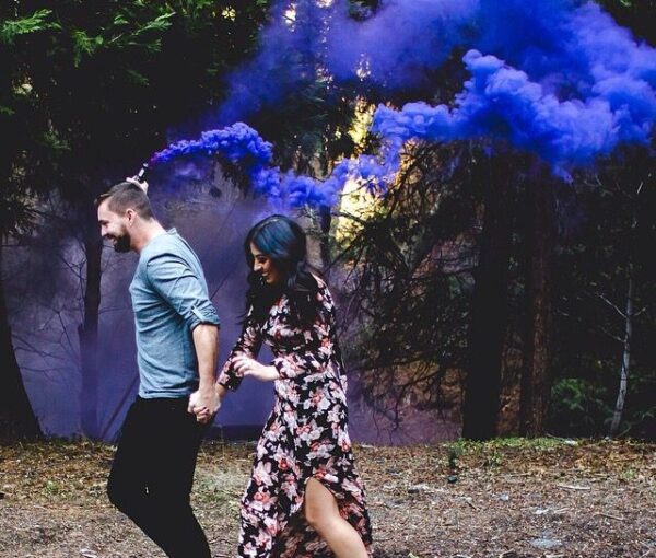 Colored Smoke Shells/ Flares/ Smoke Bomb –